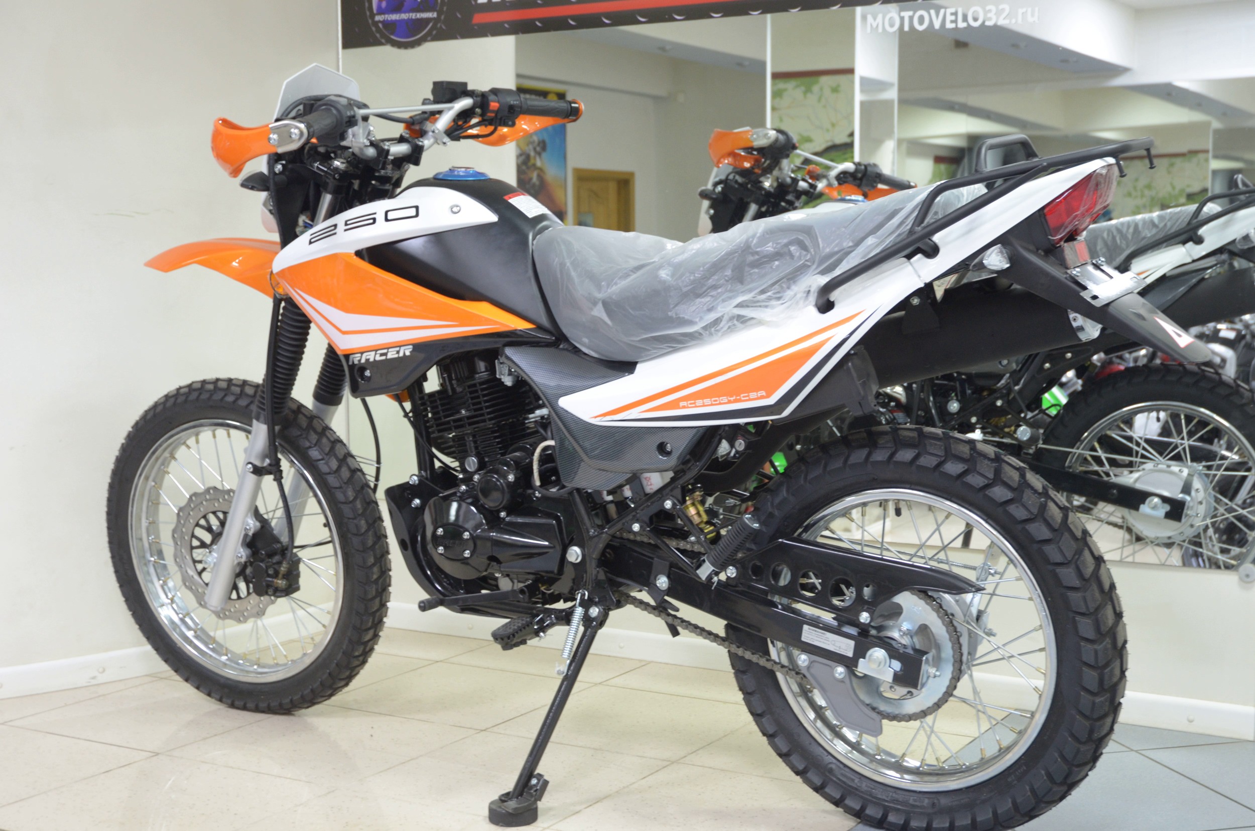 Enduro c2. Rc250gy-c2 Panther. Рейсер пантера 250. Racer Panther Lite rc250gy-c2a. Рейсер пантера 250 эндуро.